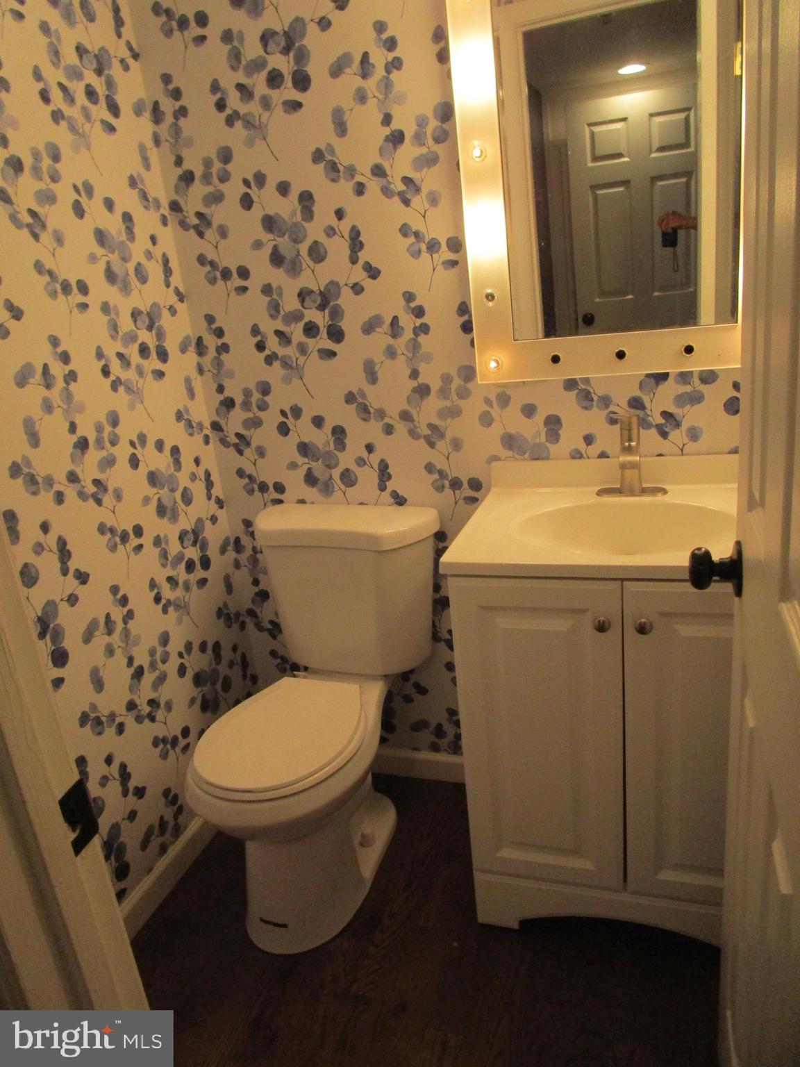 MOUNTAIN VILLAGE - Residential