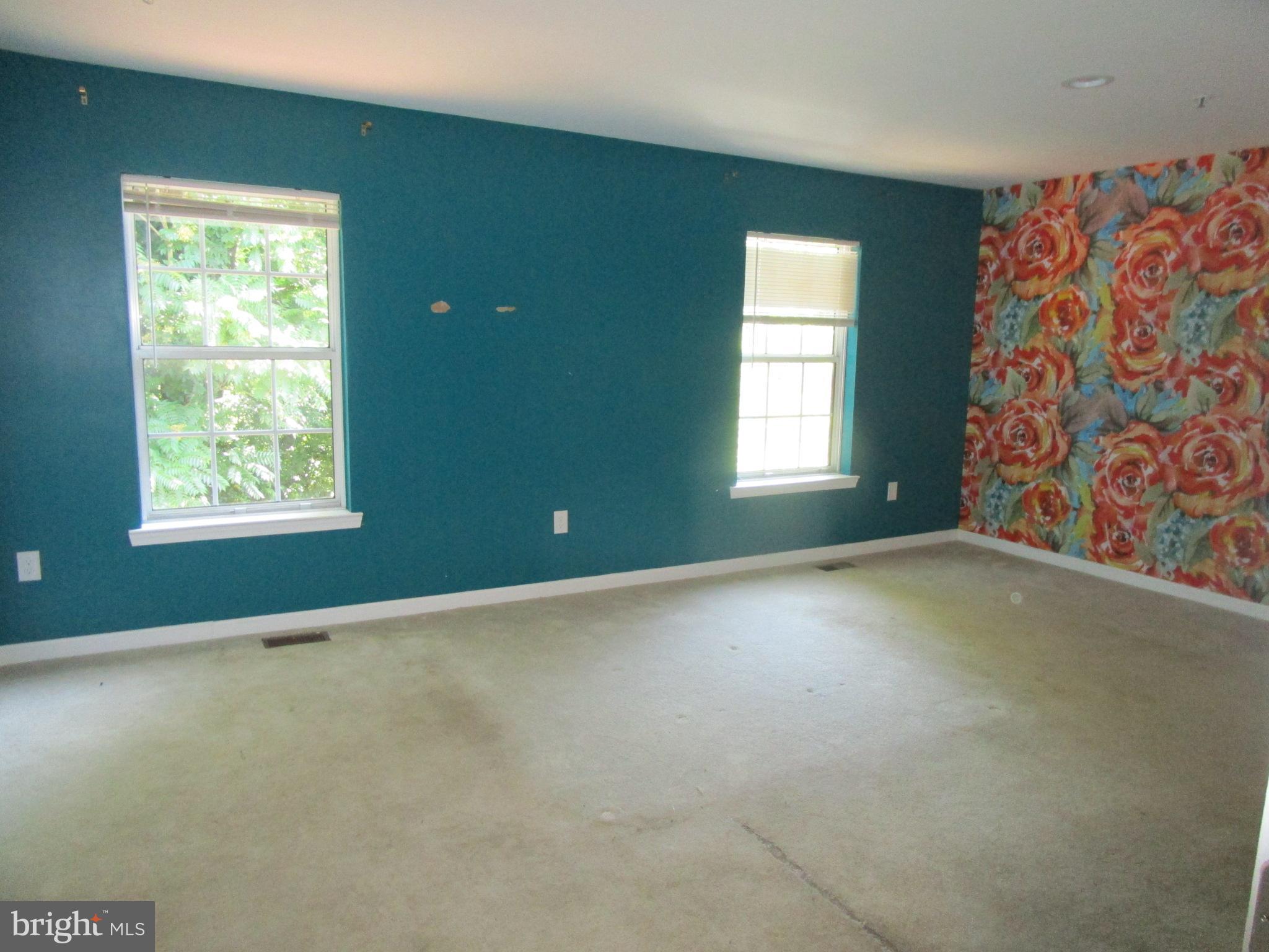 MOUNTAIN VILLAGE - Residential