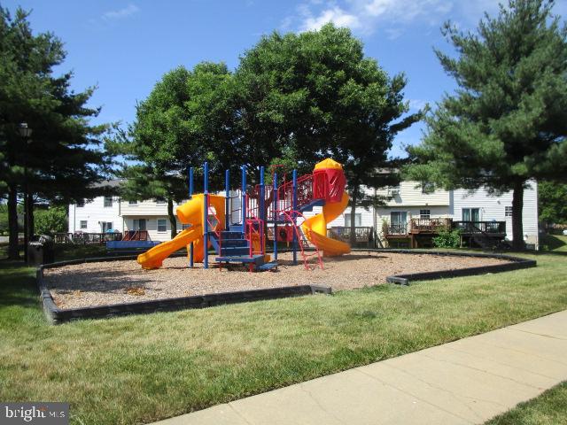 MOUNTAIN VILLAGE - Residential