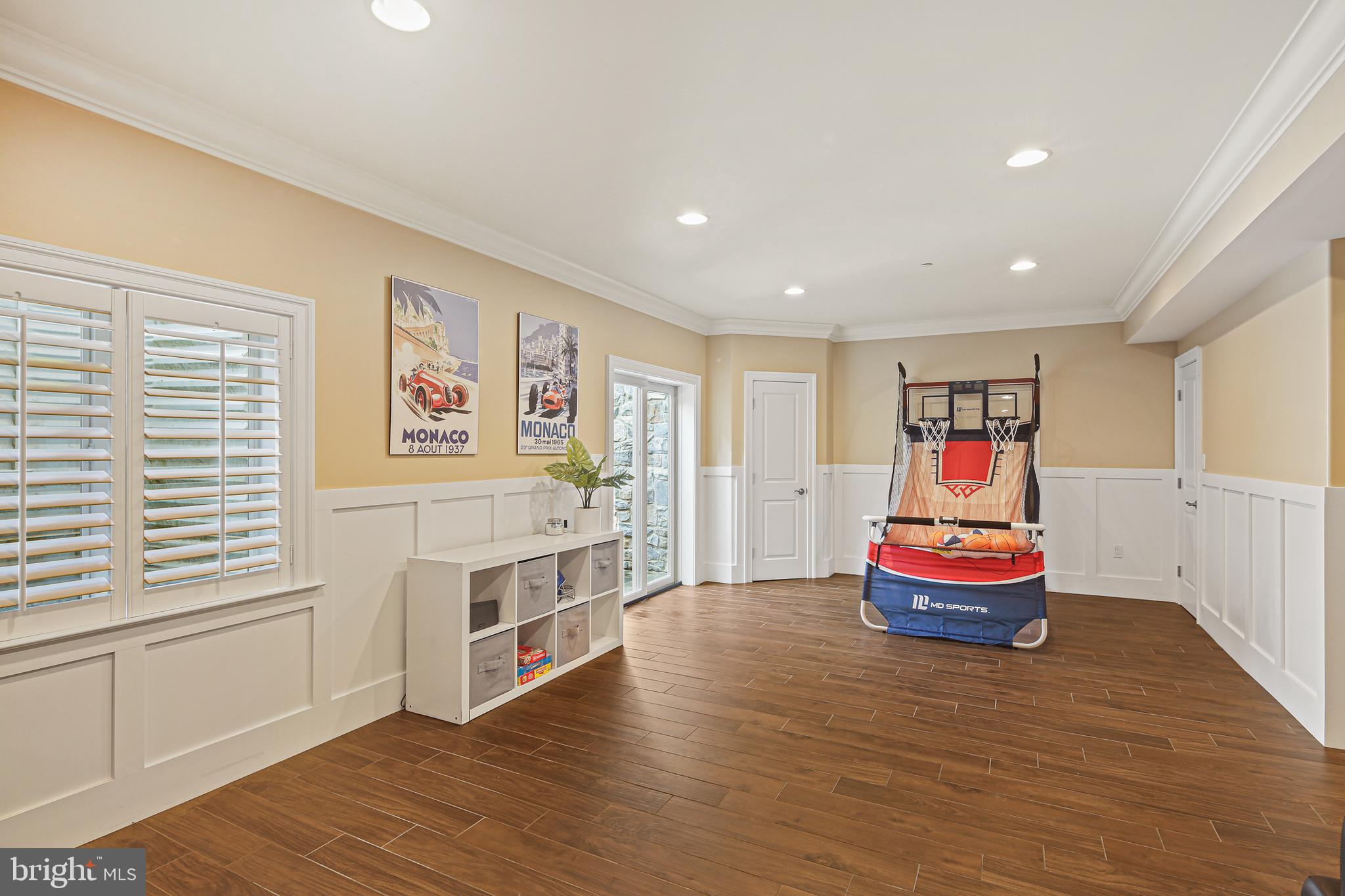 WALNUT GROVE - Residential