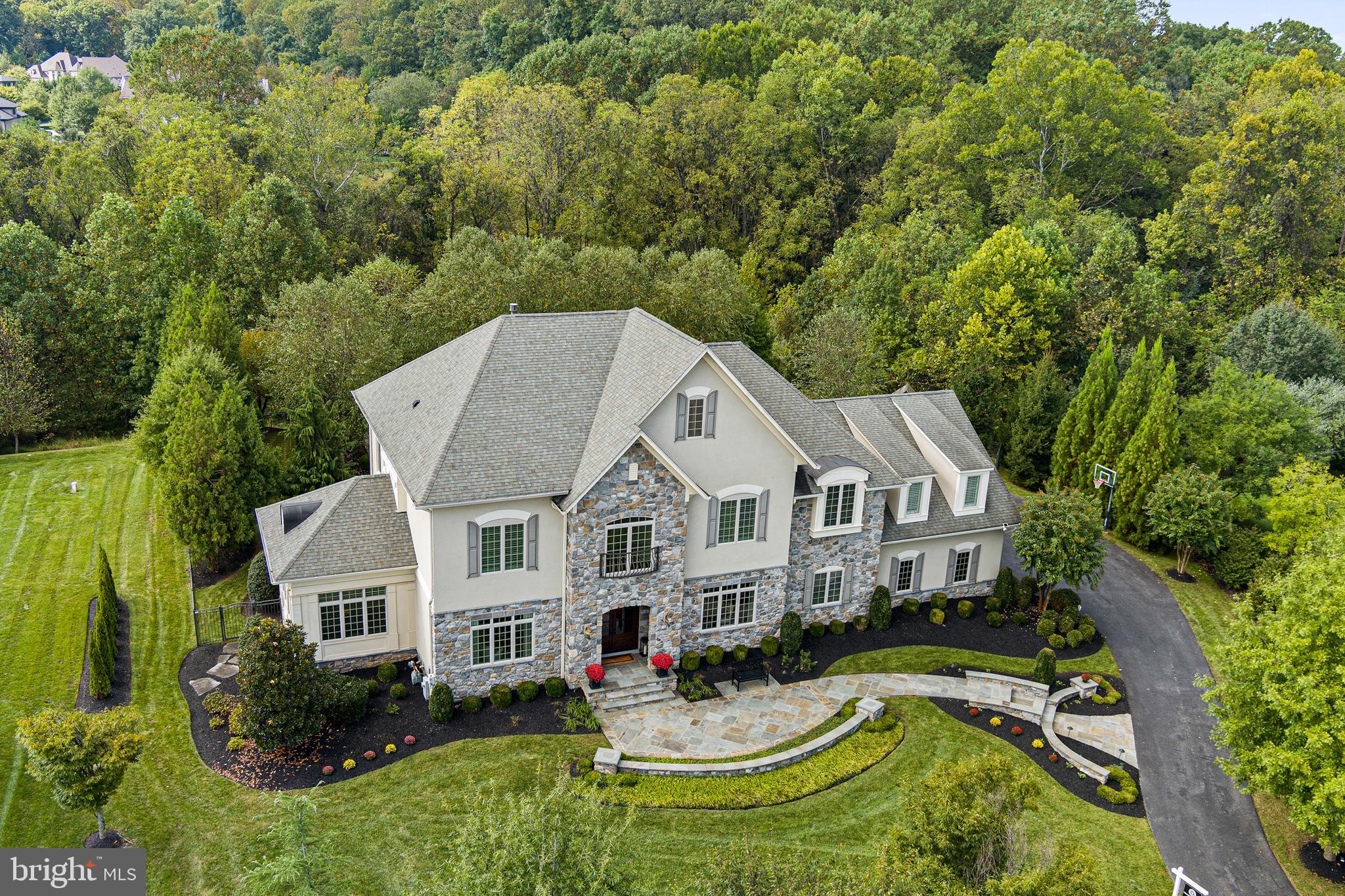 WALNUT GROVE - Residential