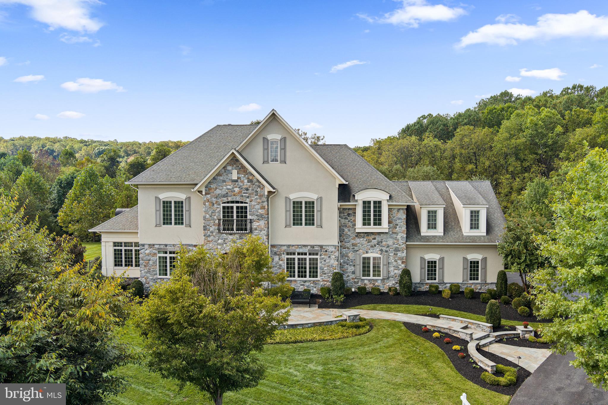 WALNUT GROVE - Residential