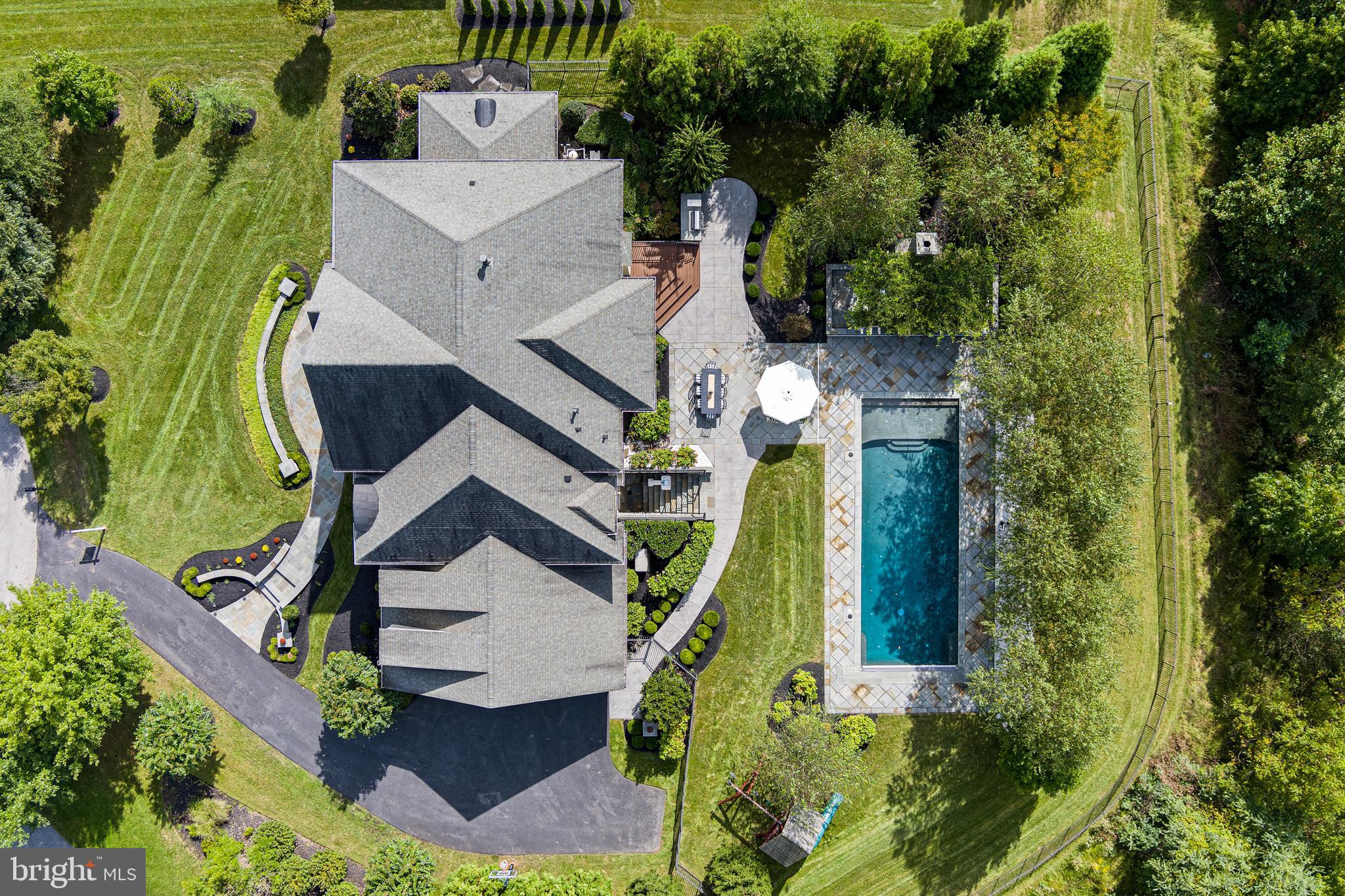 WALNUT GROVE - Residential