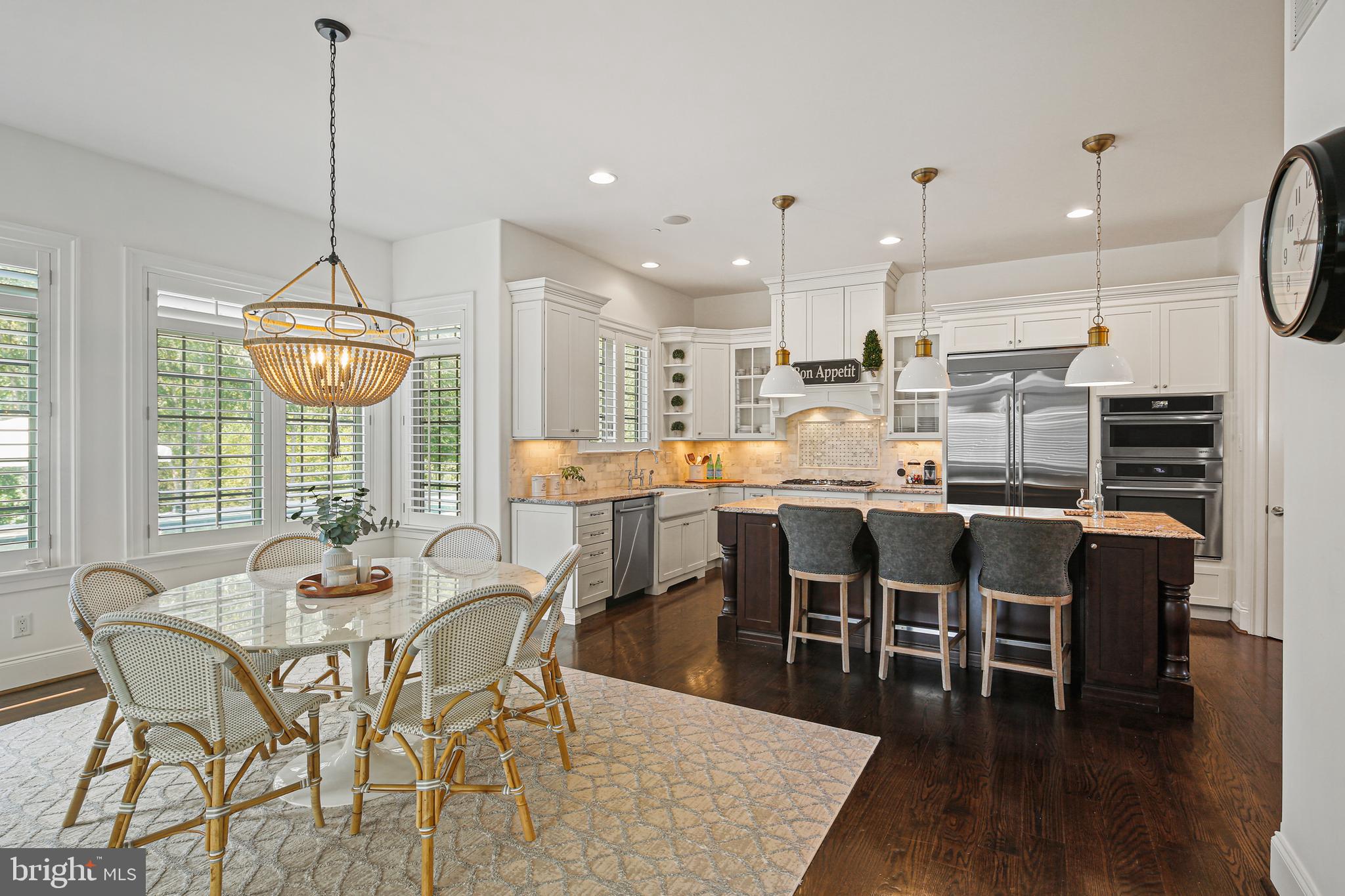 WALNUT GROVE - Residential