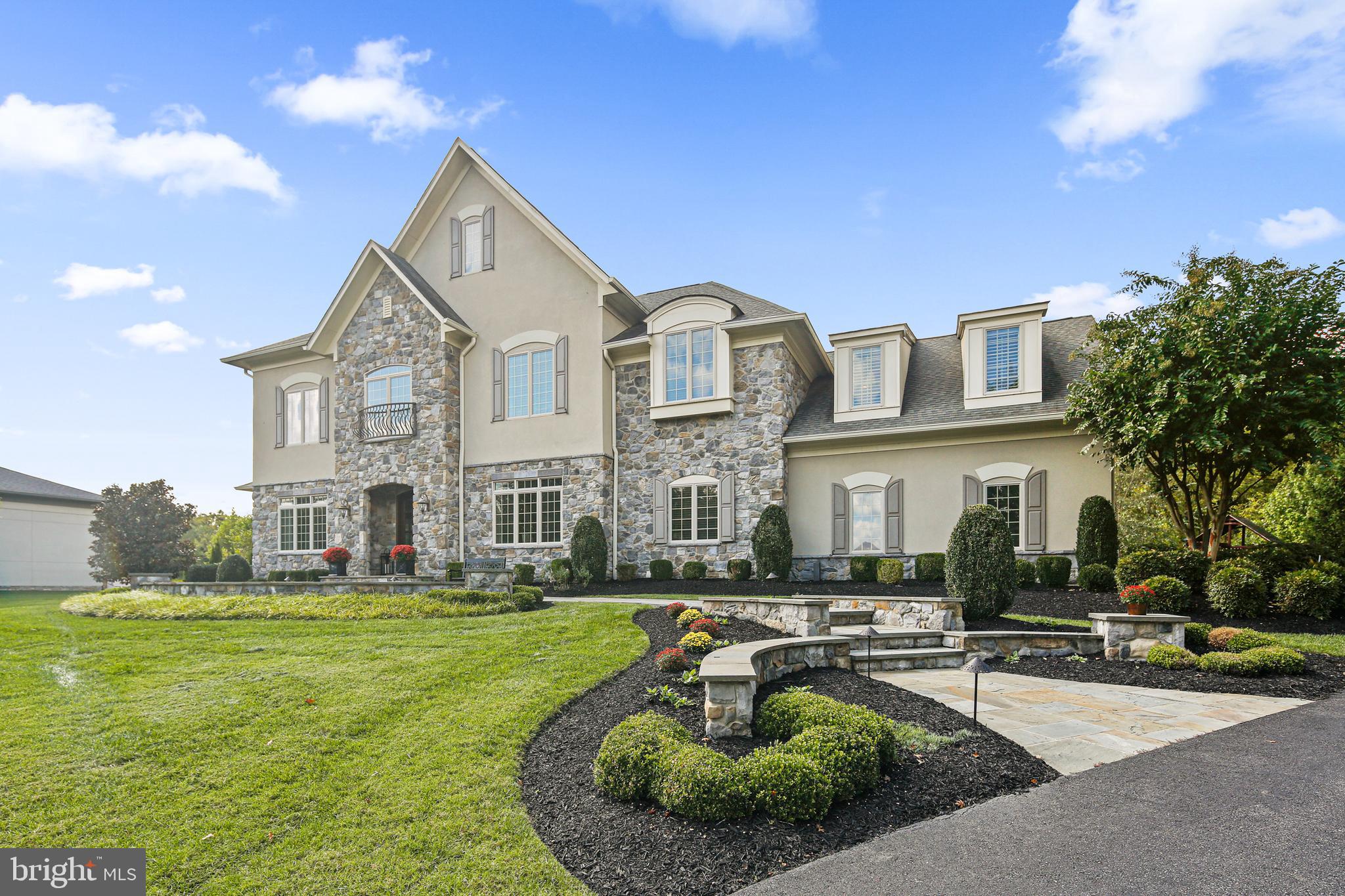 WALNUT GROVE - Residential