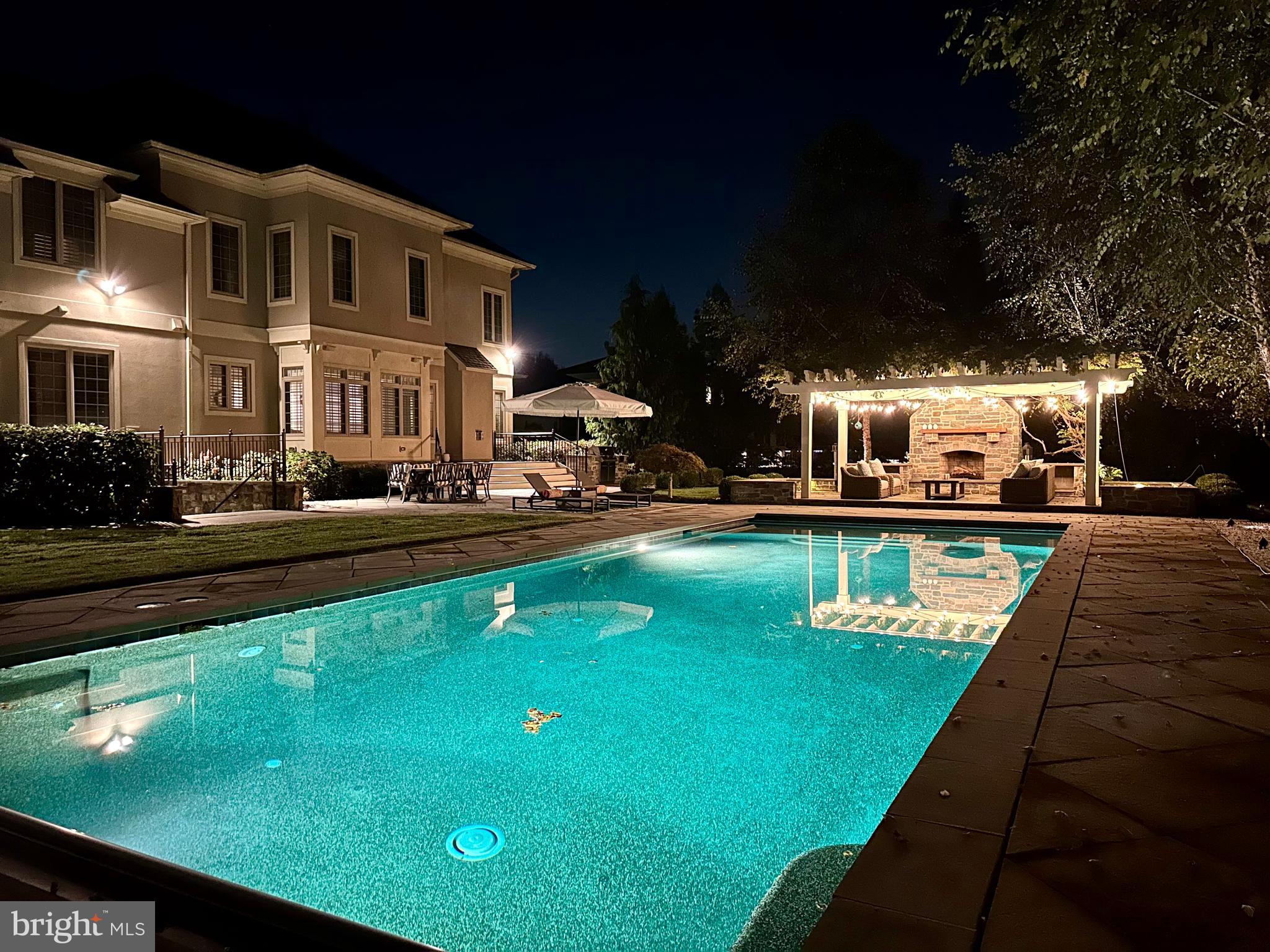 WALNUT GROVE - Residential