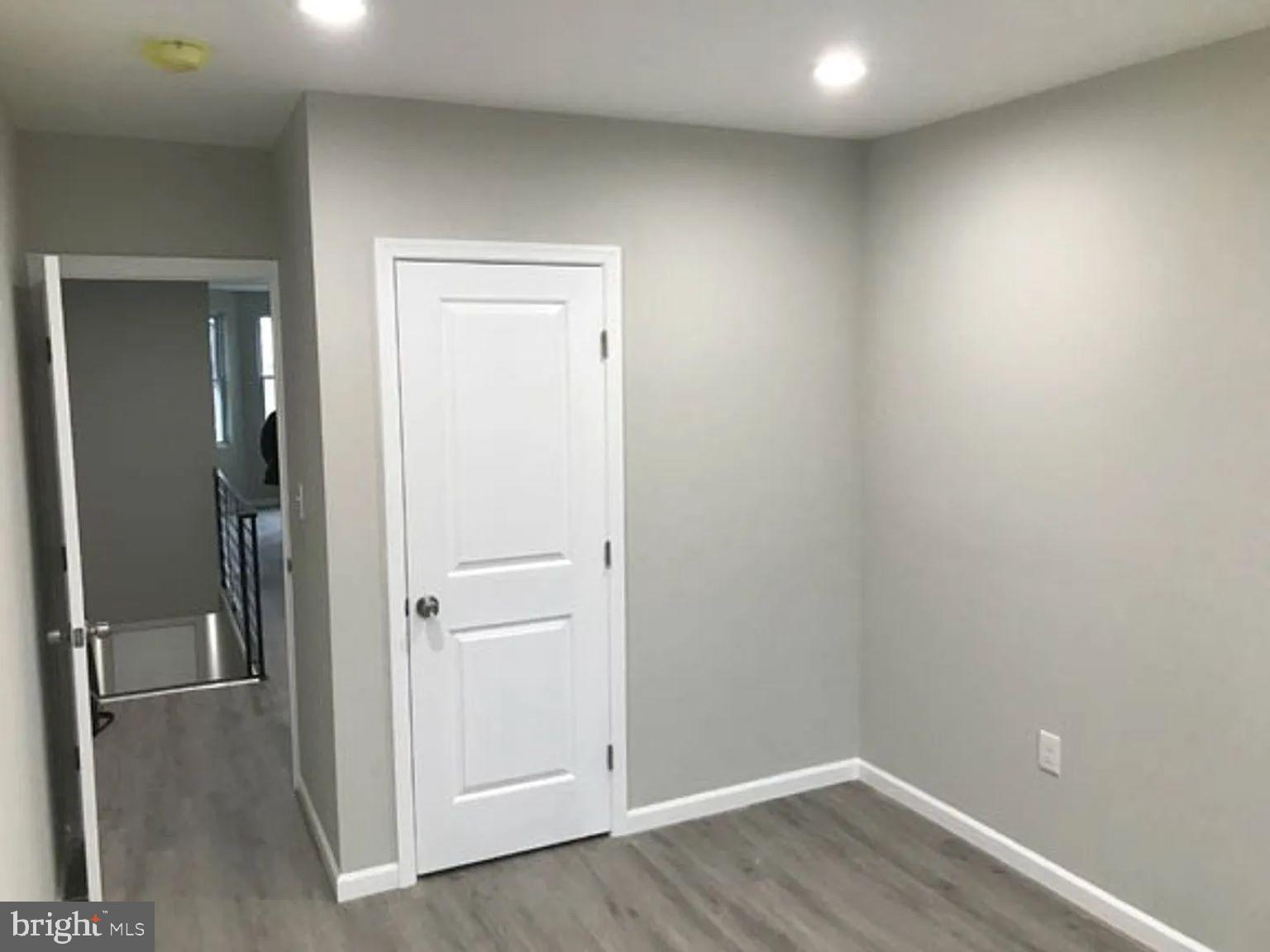 COBBS CREEK - Residential