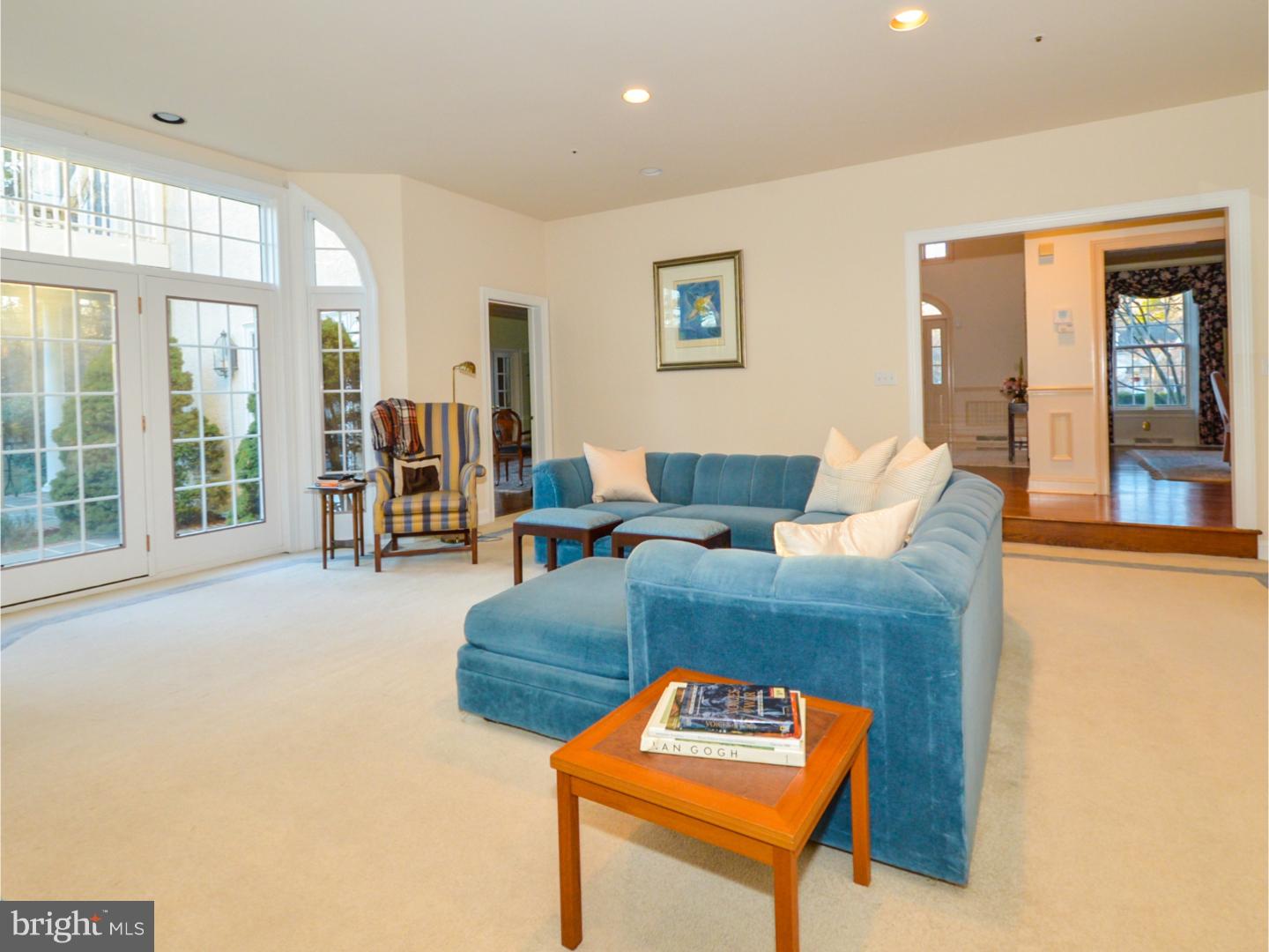 COUNTRY CLUB ESTS - Residential