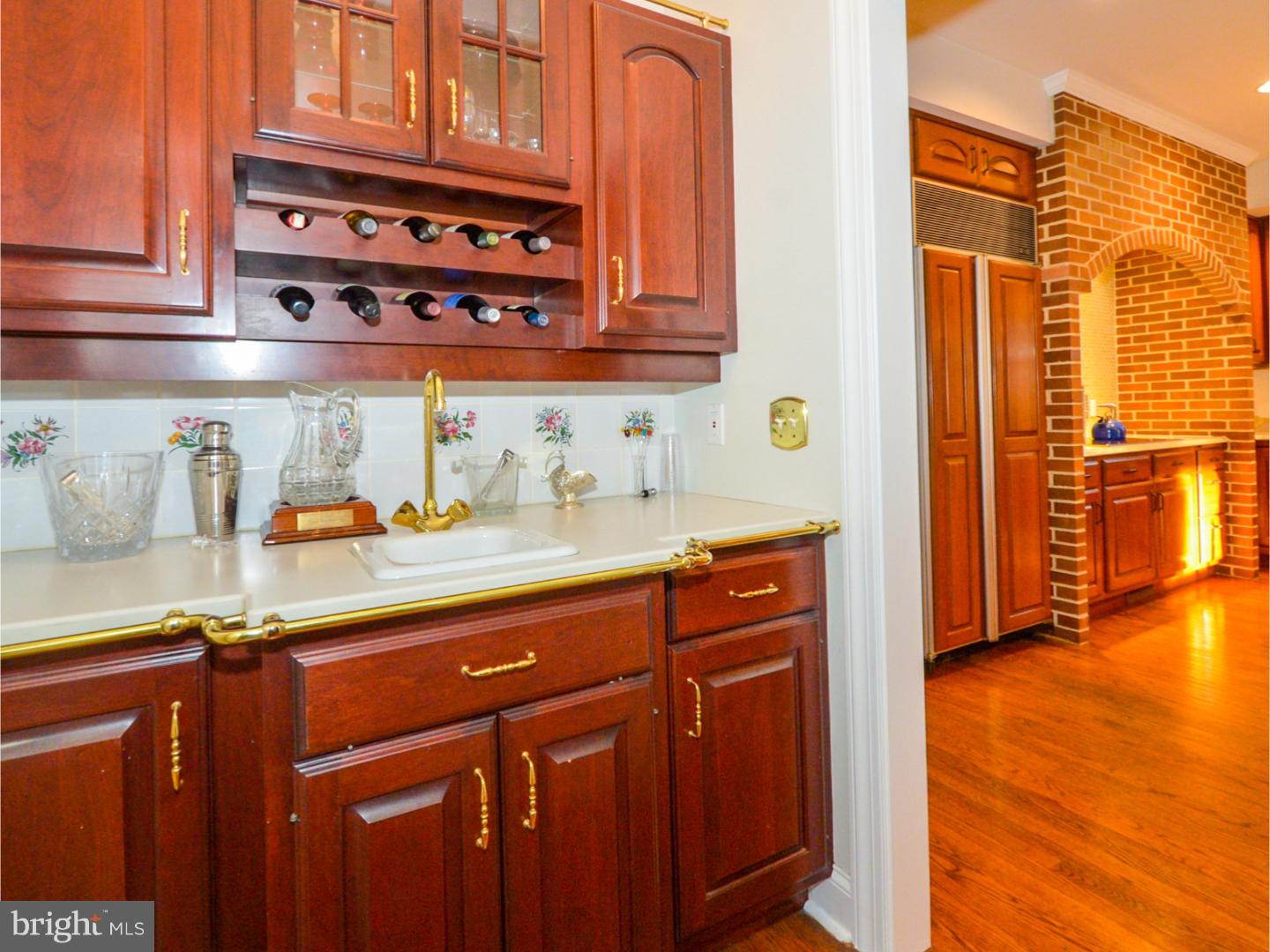 COUNTRY CLUB ESTS - Residential