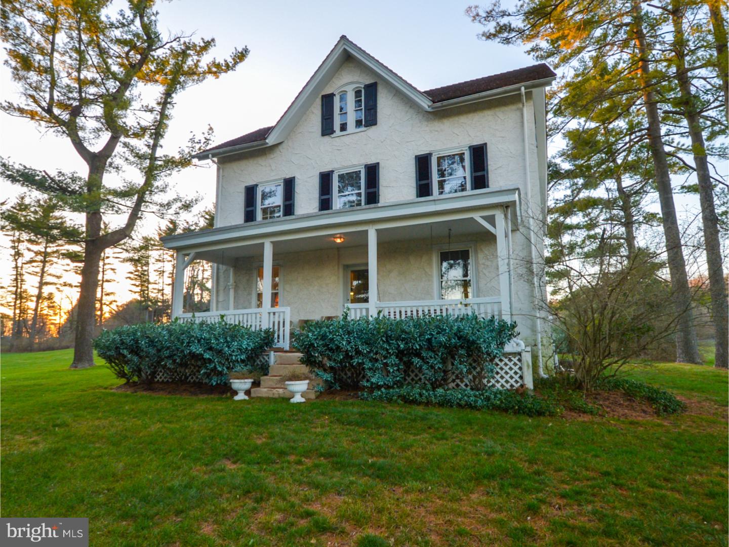 COUNTRY CLUB ESTS - Residential