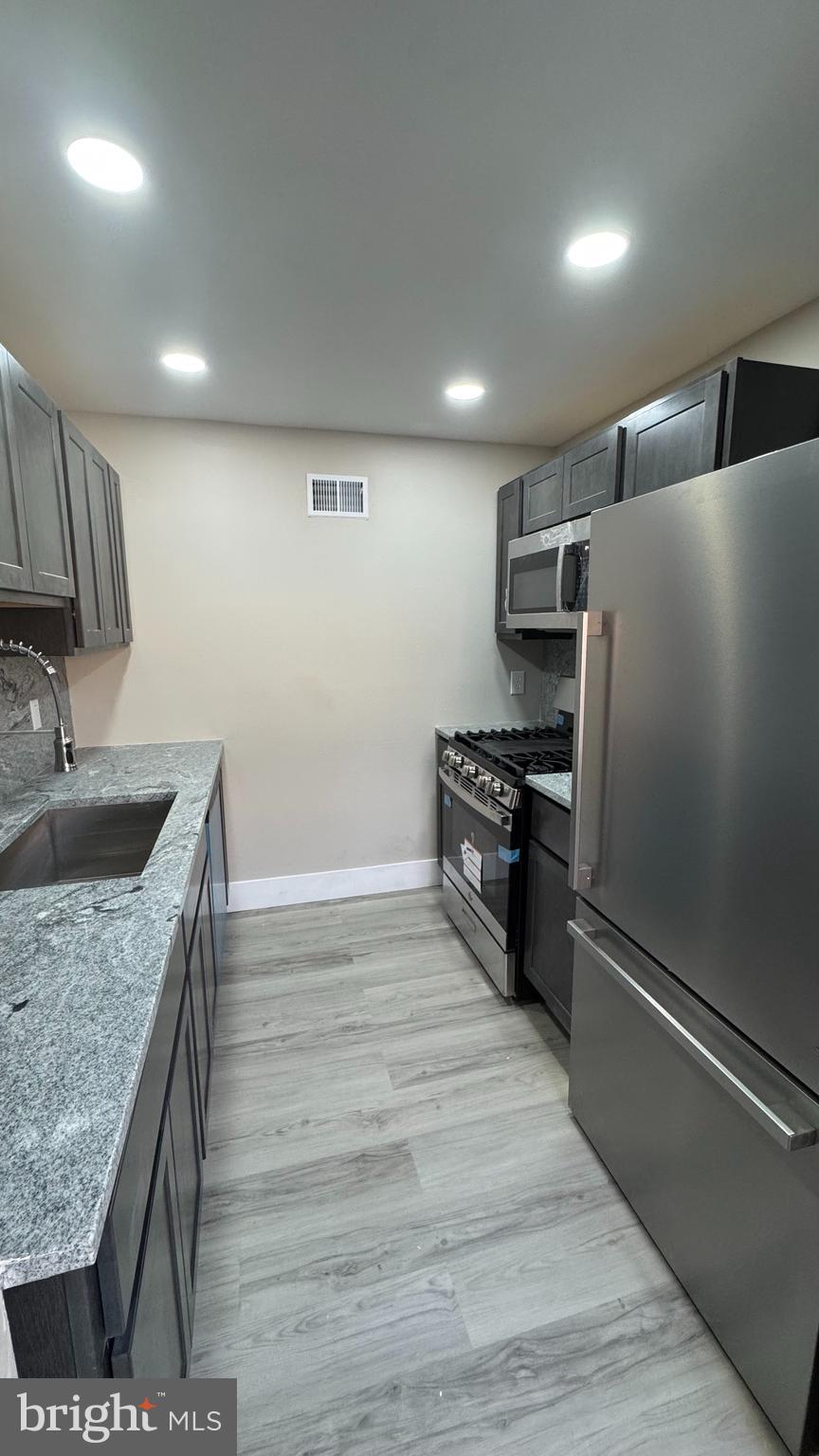 BUTCHERS HILL - Residential Lease