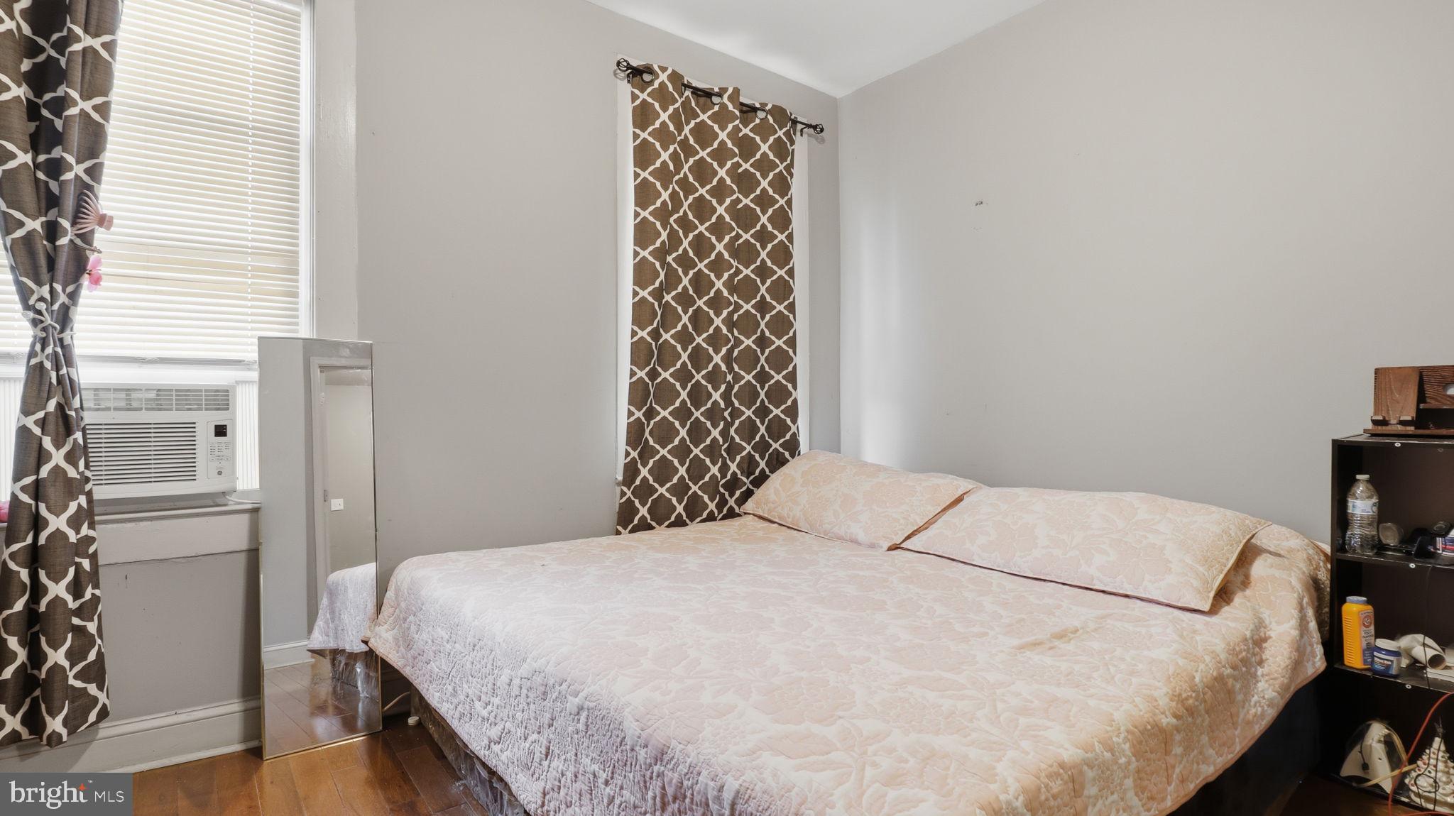 HIGHLANDTOWN - Residential