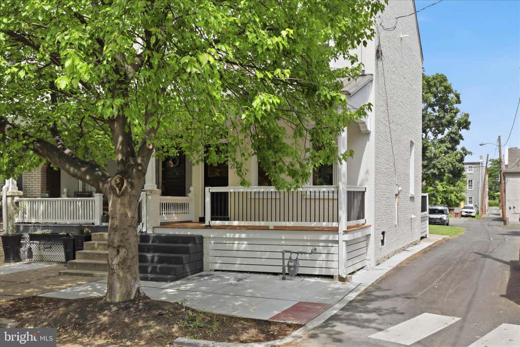 Photo of 217 Nevin Street, LANCASTER, PA 17603 (MLS # PALA2089608)