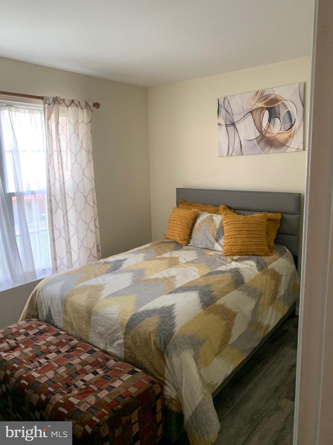 MAYFIELD WOODS - Residential