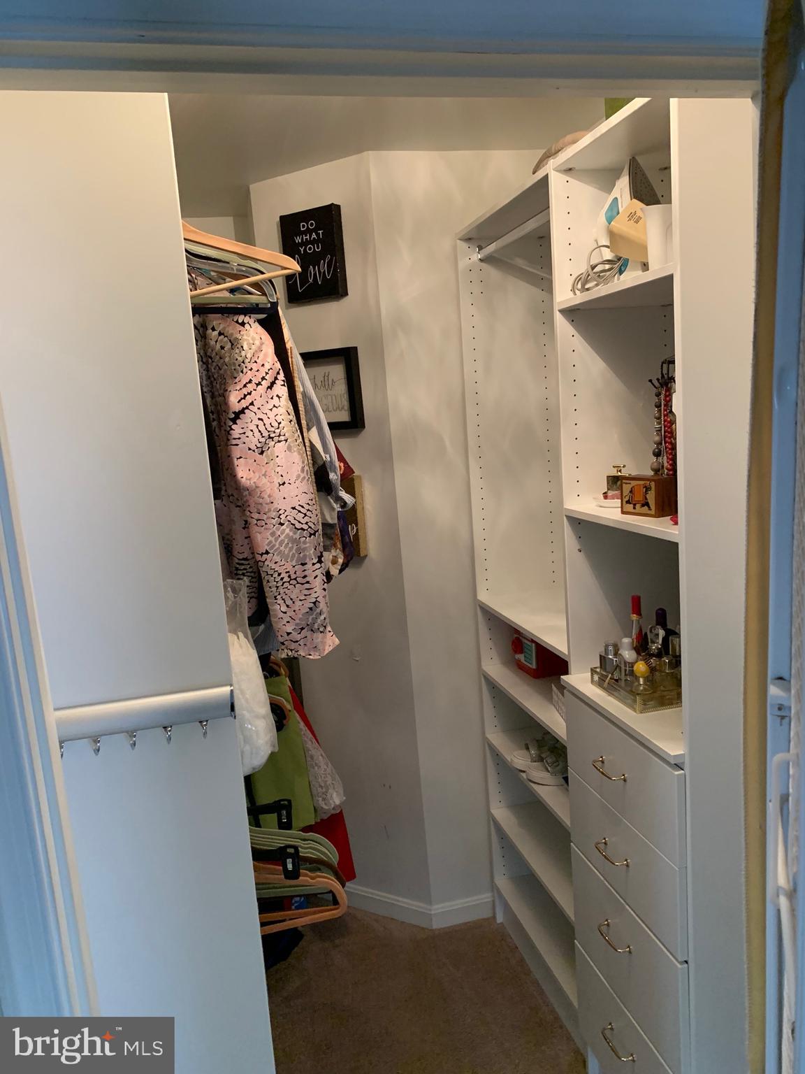 MAYFIELD WOODS - Residential