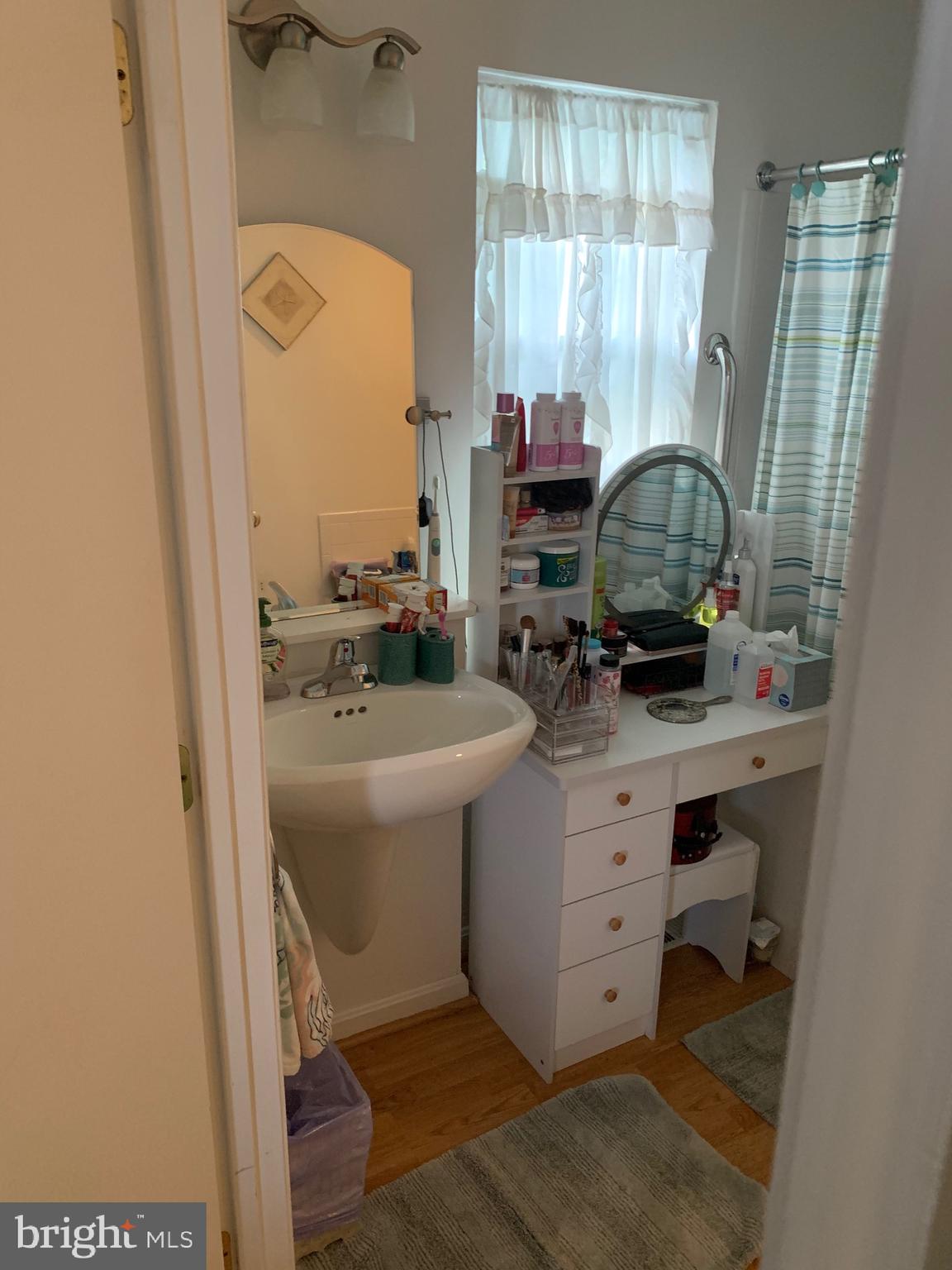 MAYFIELD WOODS - Residential