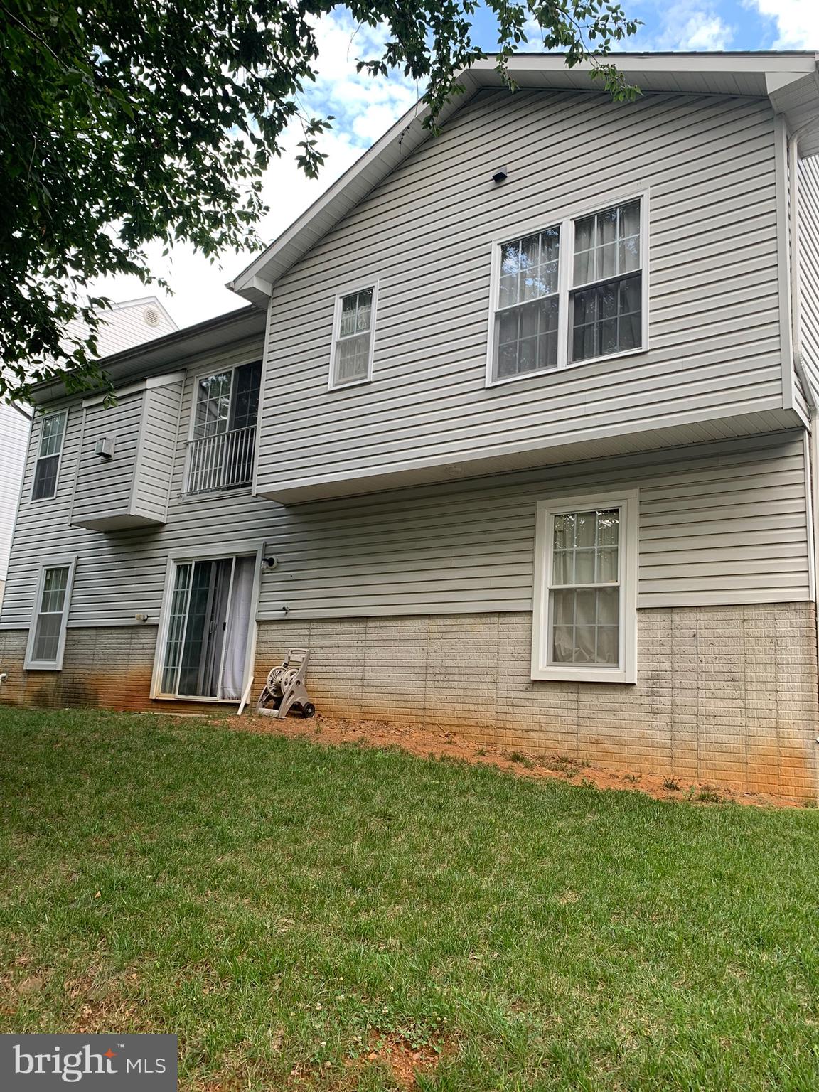 MAYFIELD WOODS - Residential