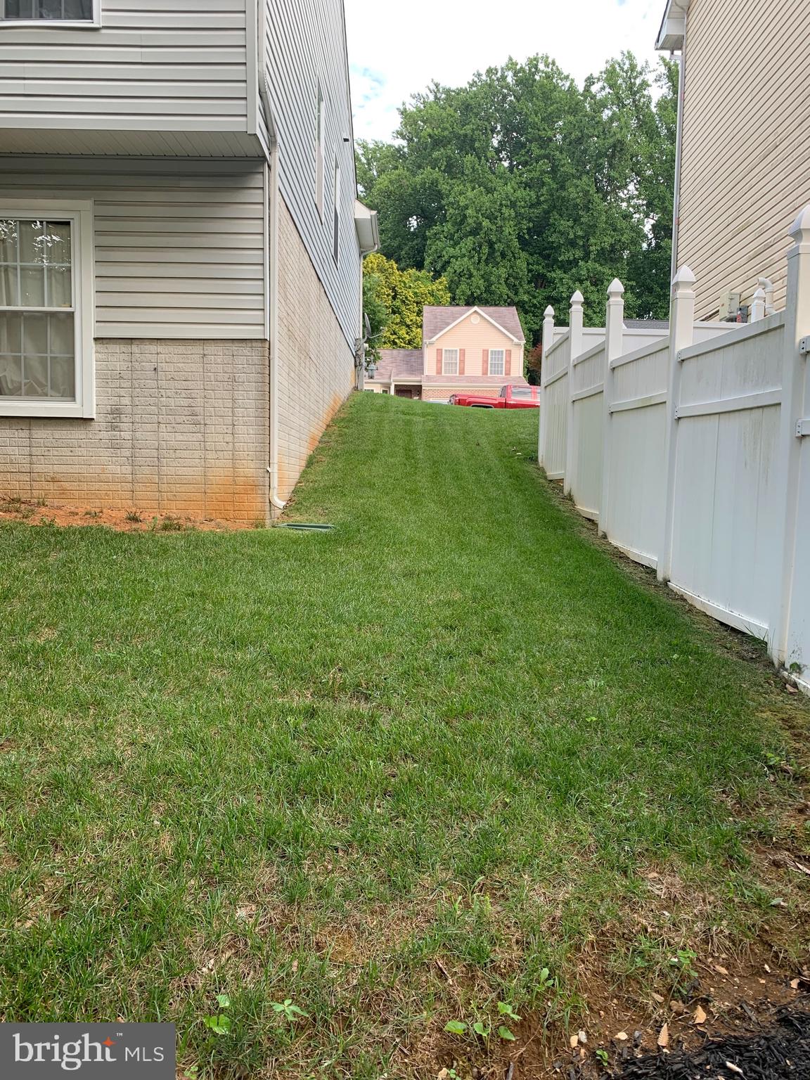 MAYFIELD WOODS - Residential