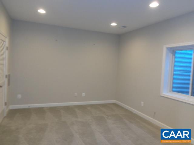 PRESTON LAKE - Residential