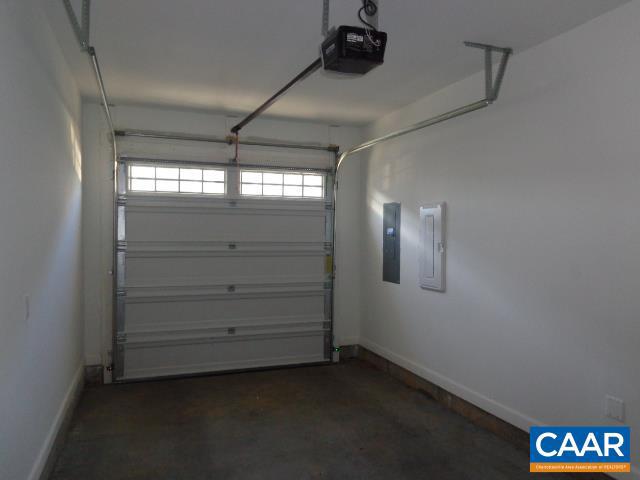 PRESTON LAKE - Residential