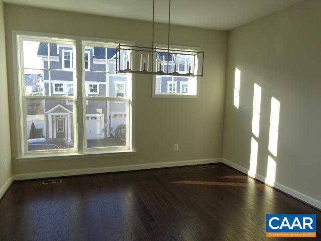 PRESTON LAKE - Residential