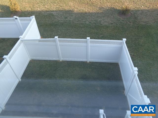 PRESTON LAKE - Residential