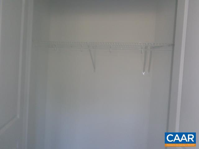 PRESTON LAKE - Residential