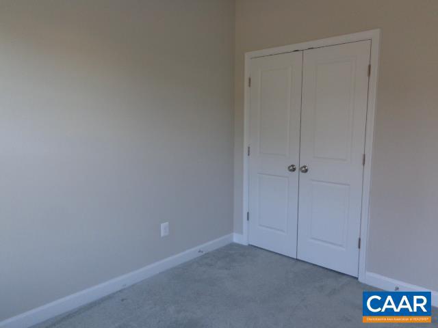 PRESTON LAKE - Residential