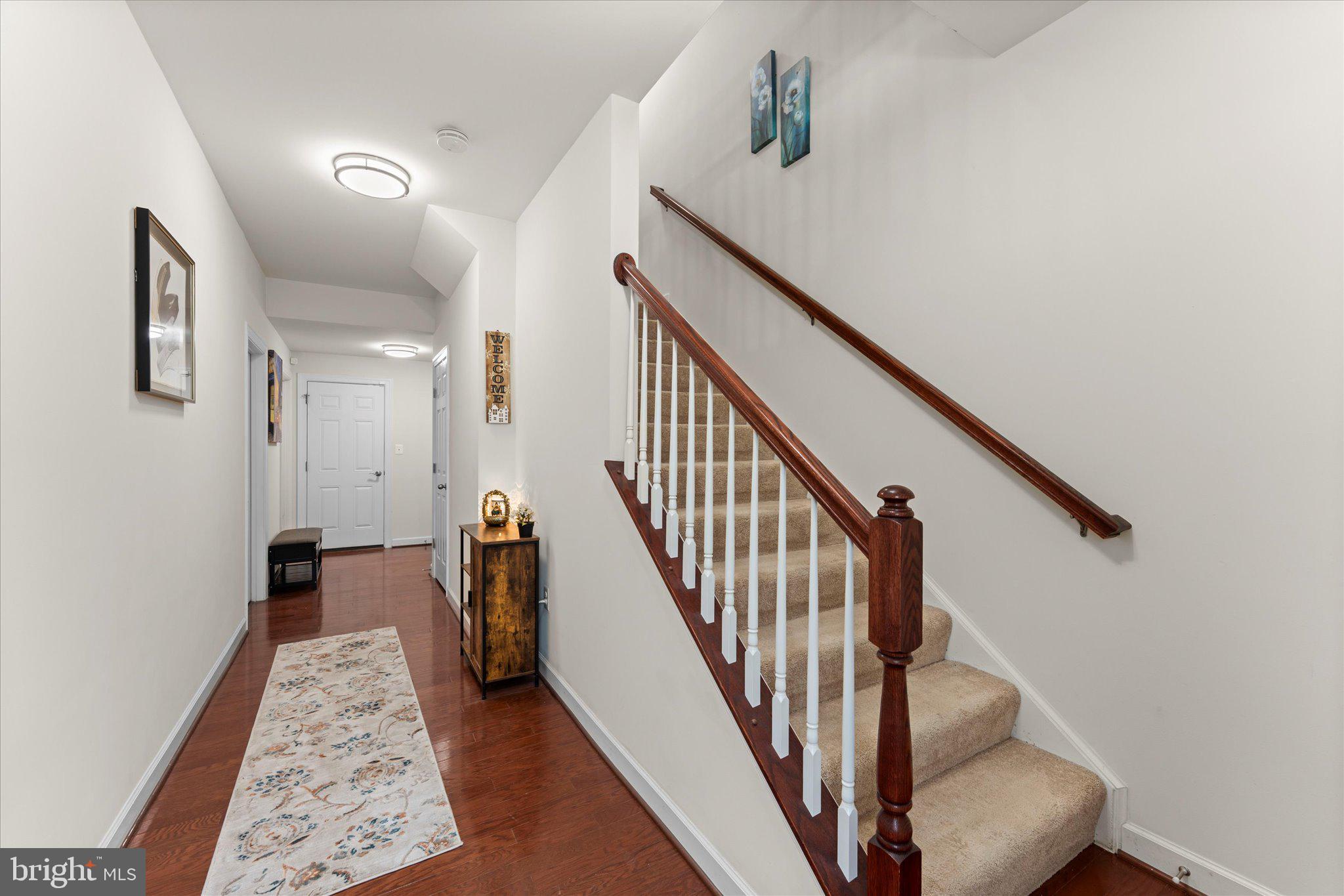1652 LISMORE TERRACE NE
