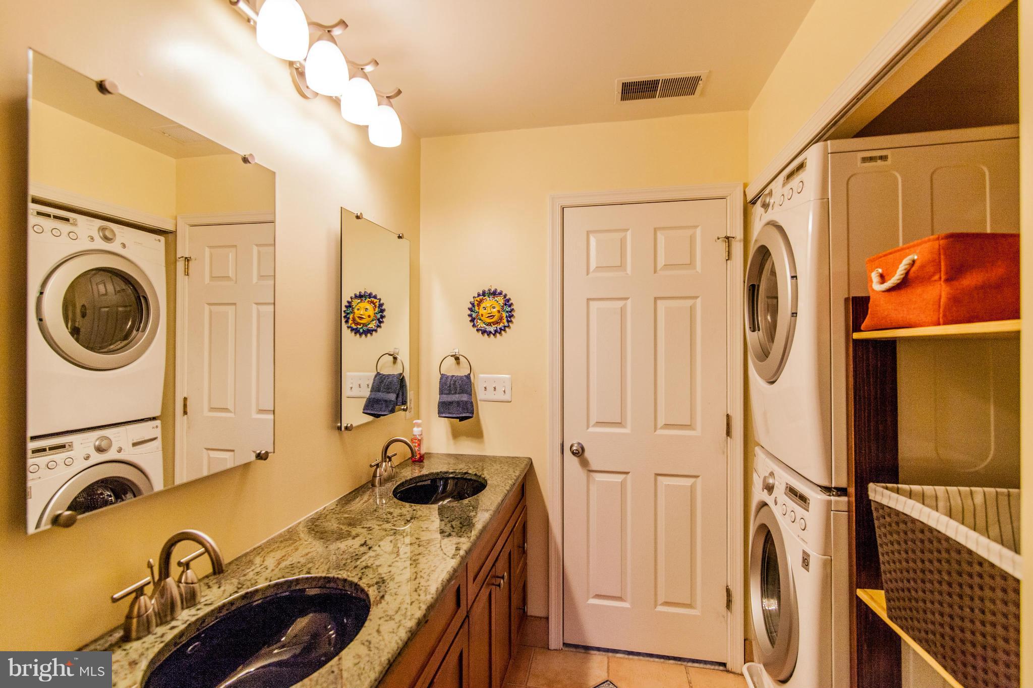 RELDA SQUARE - Residential