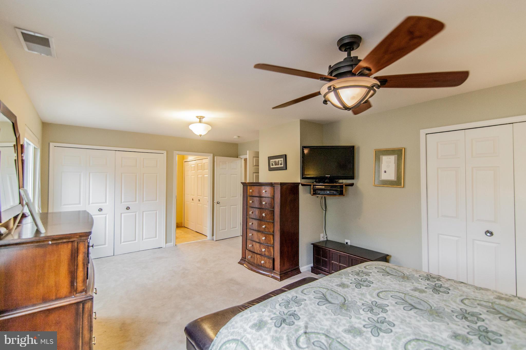 RELDA SQUARE - Residential