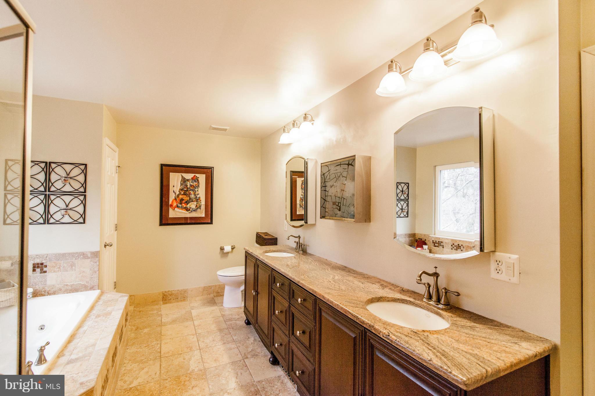 RELDA SQUARE - Residential