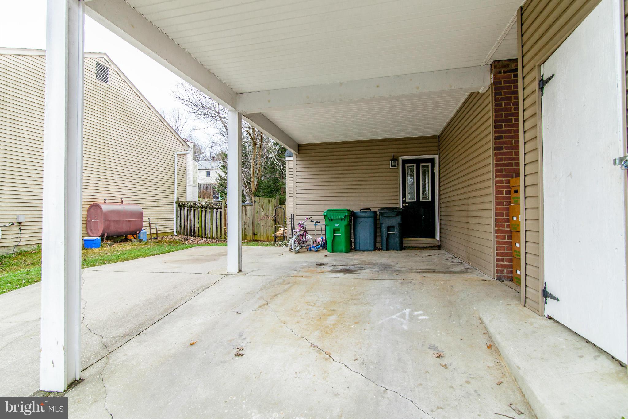 RELDA SQUARE - Residential