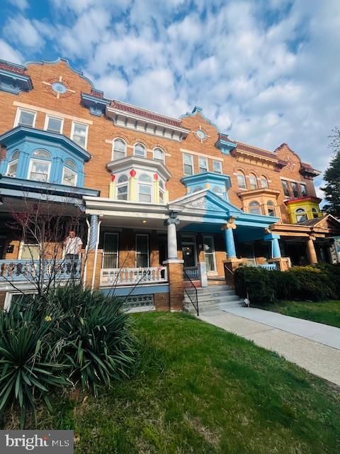 2807 N CALVERT STREET 2 BALTIMORE MD 21218