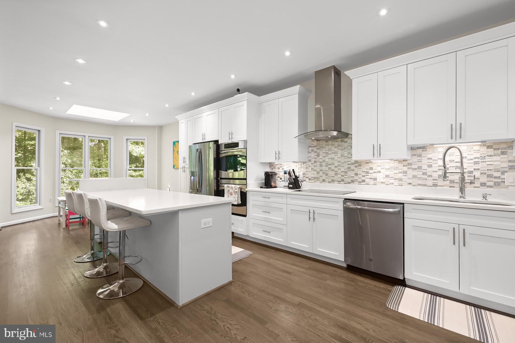 GROSVENOR WOODS - Residential