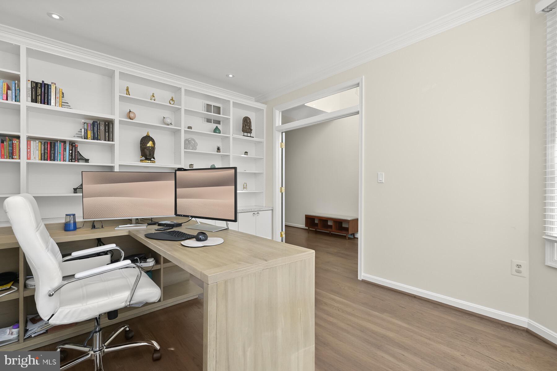 GROSVENOR WOODS - Residential