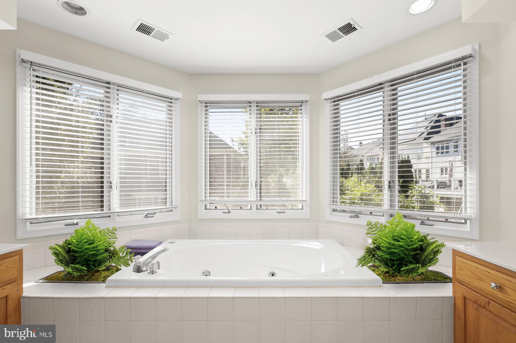 GROSVENOR WOODS - Residential