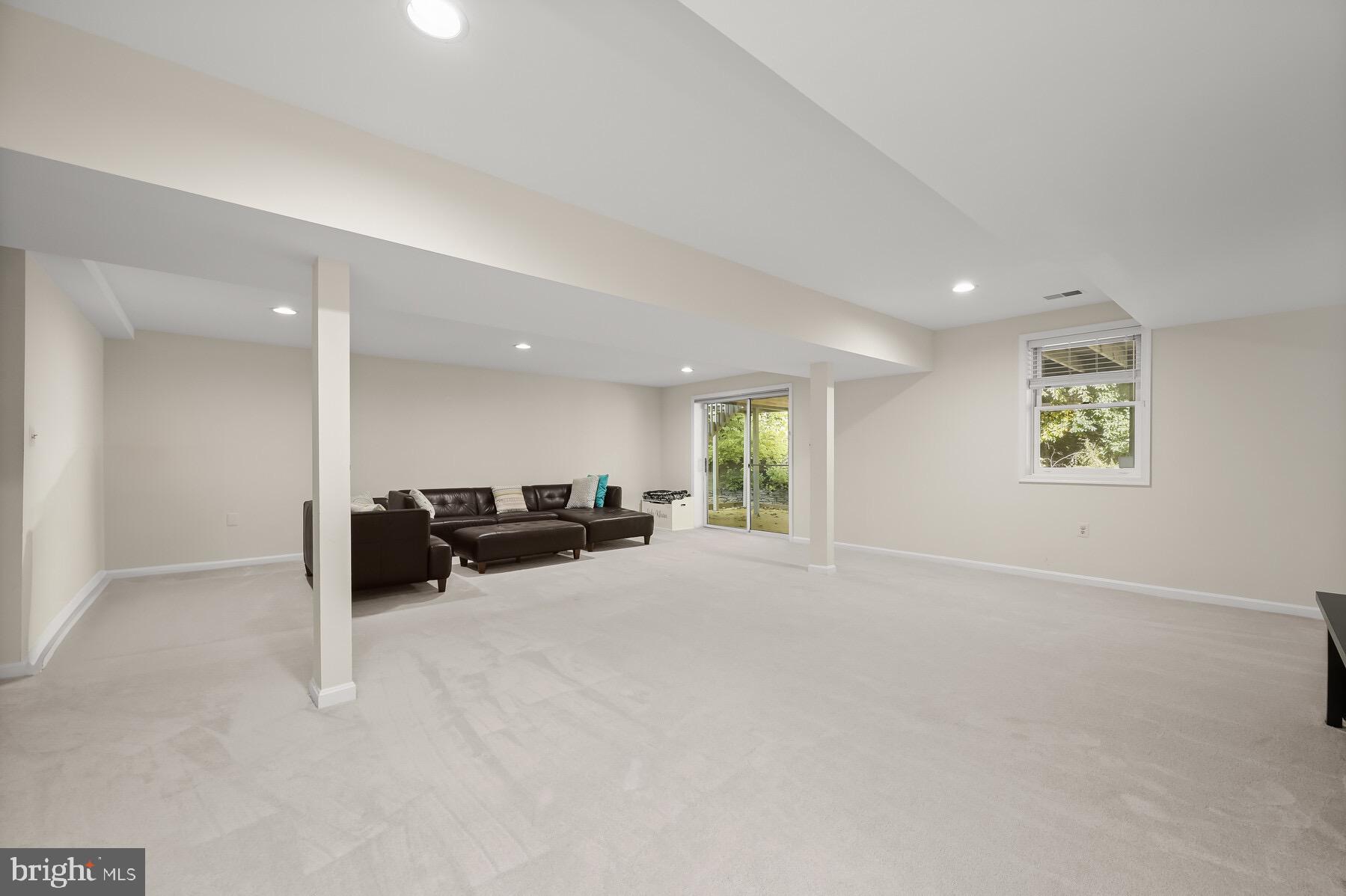 GROSVENOR WOODS - Residential