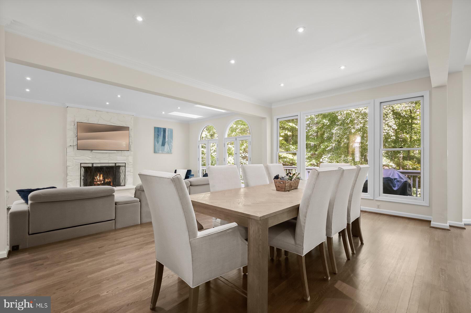 GROSVENOR WOODS - Residential