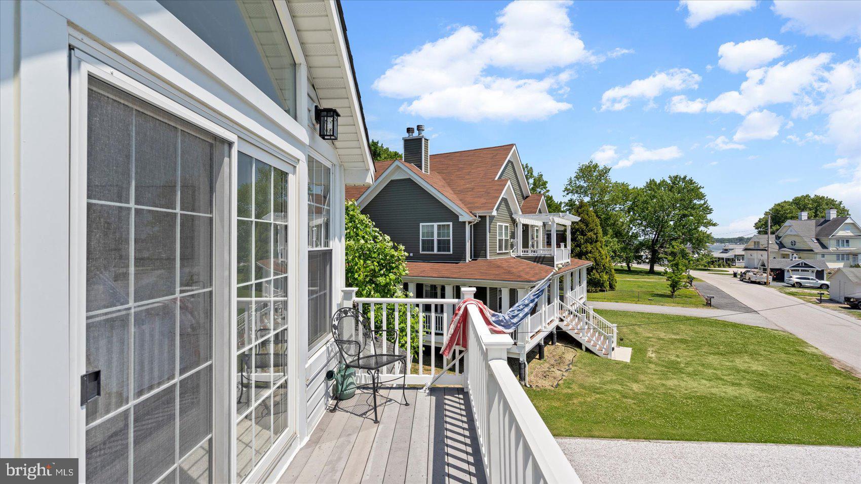 ROCKAWAY BEACH - Residential