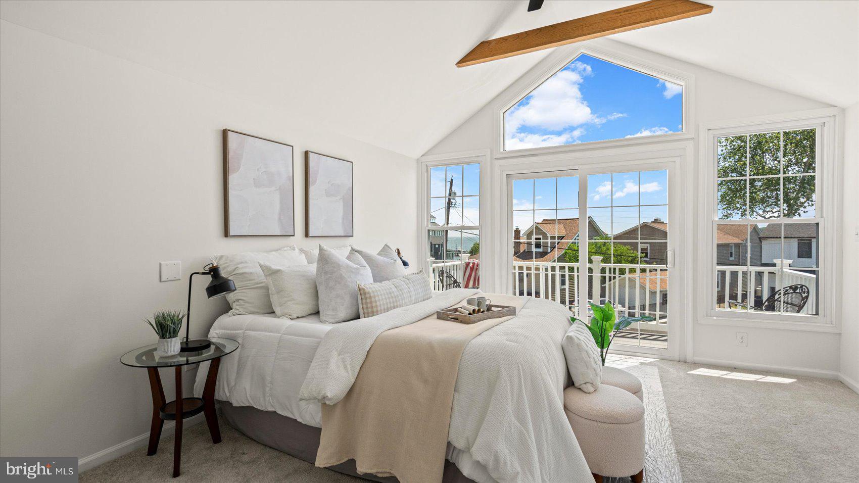 ROCKAWAY BEACH - Residential