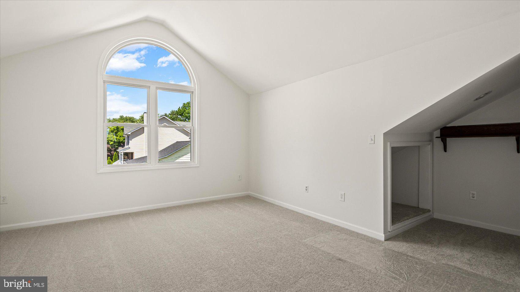 ROCKAWAY BEACH - Residential