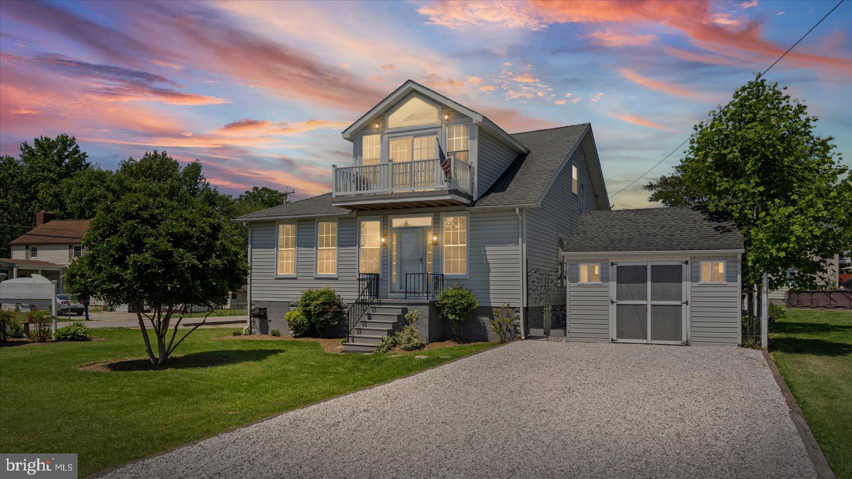 ROCKAWAY BEACH - Residential