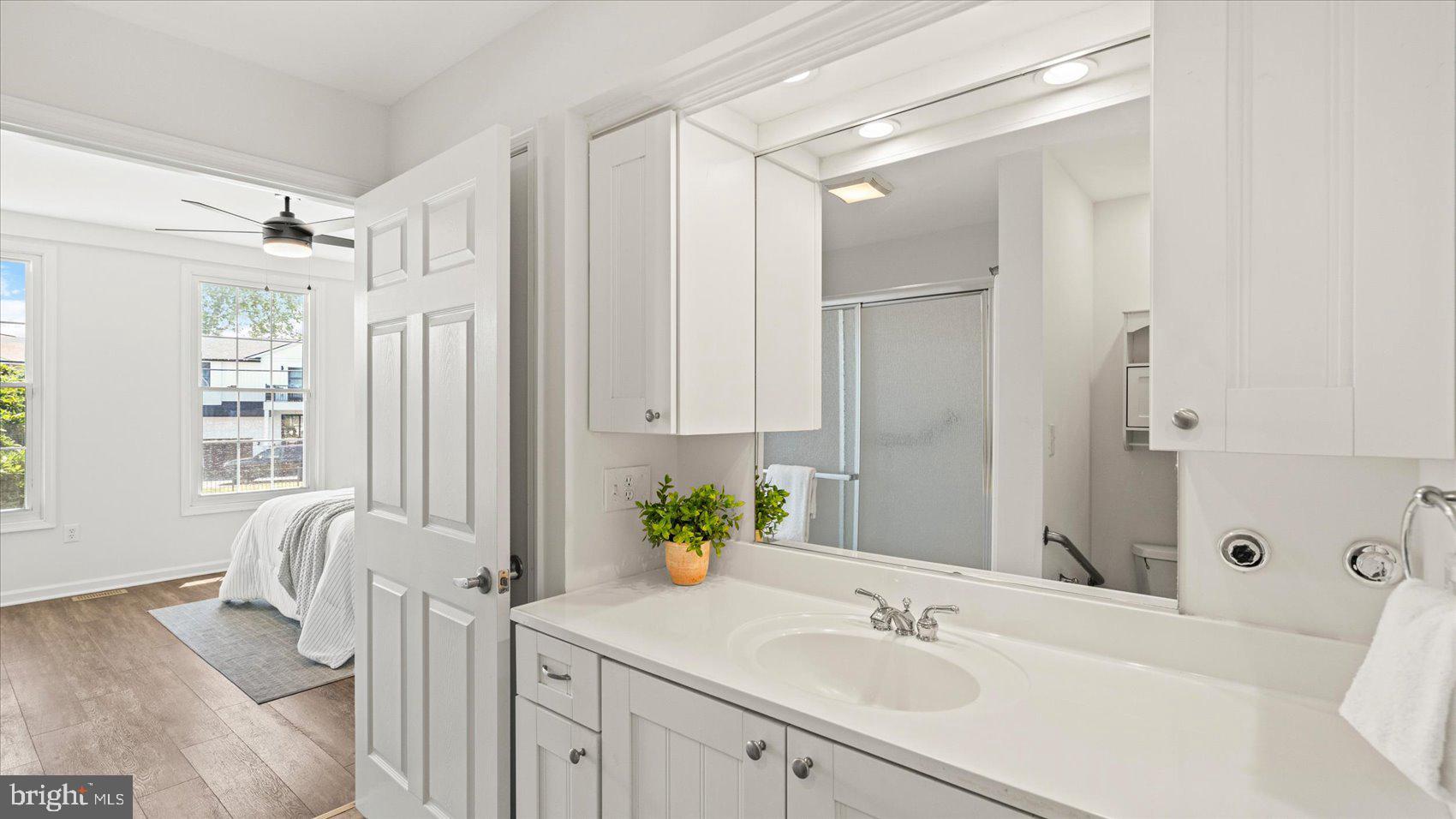 ROCKAWAY BEACH - Residential