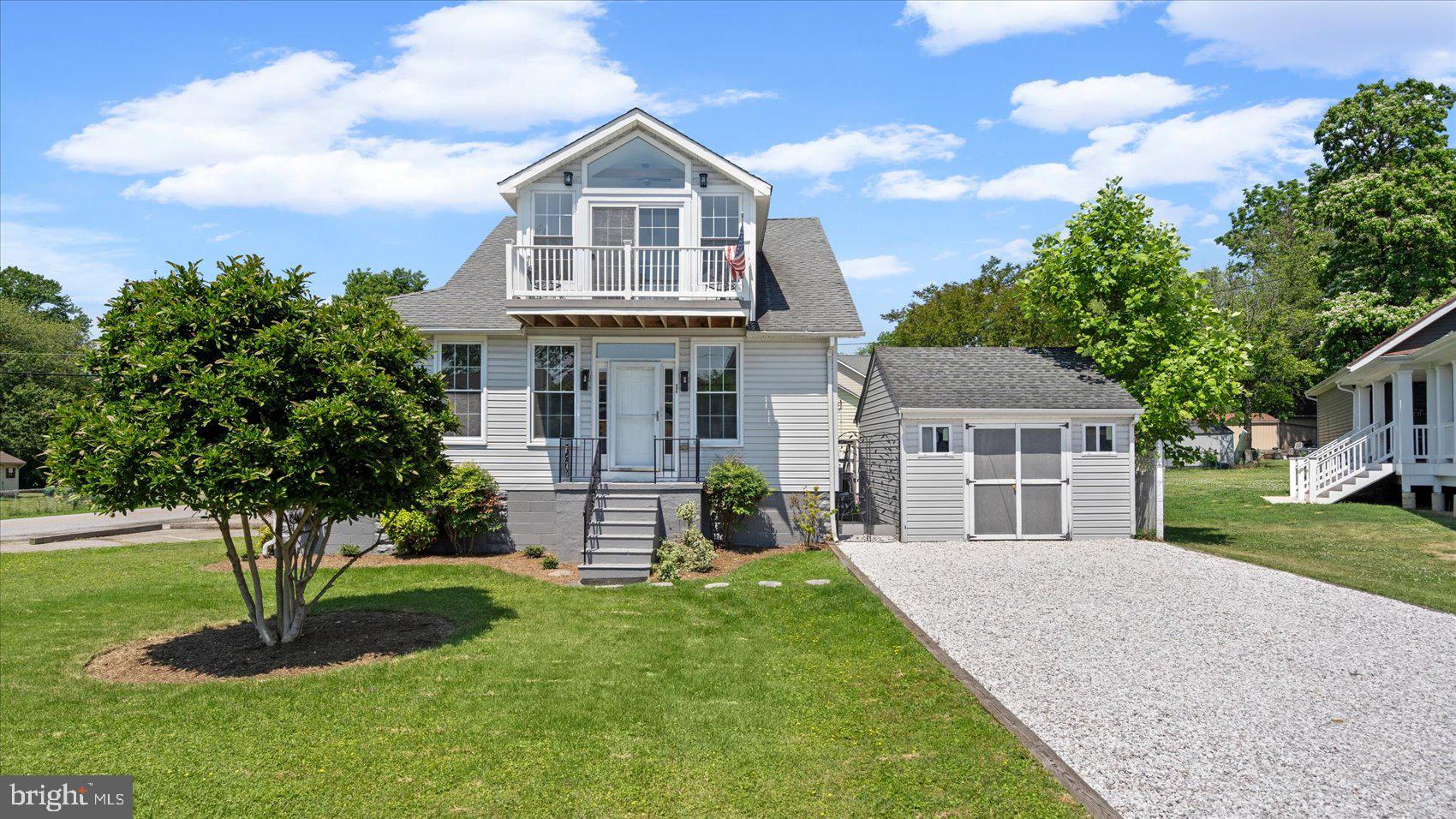 ROCKAWAY BEACH - Residential