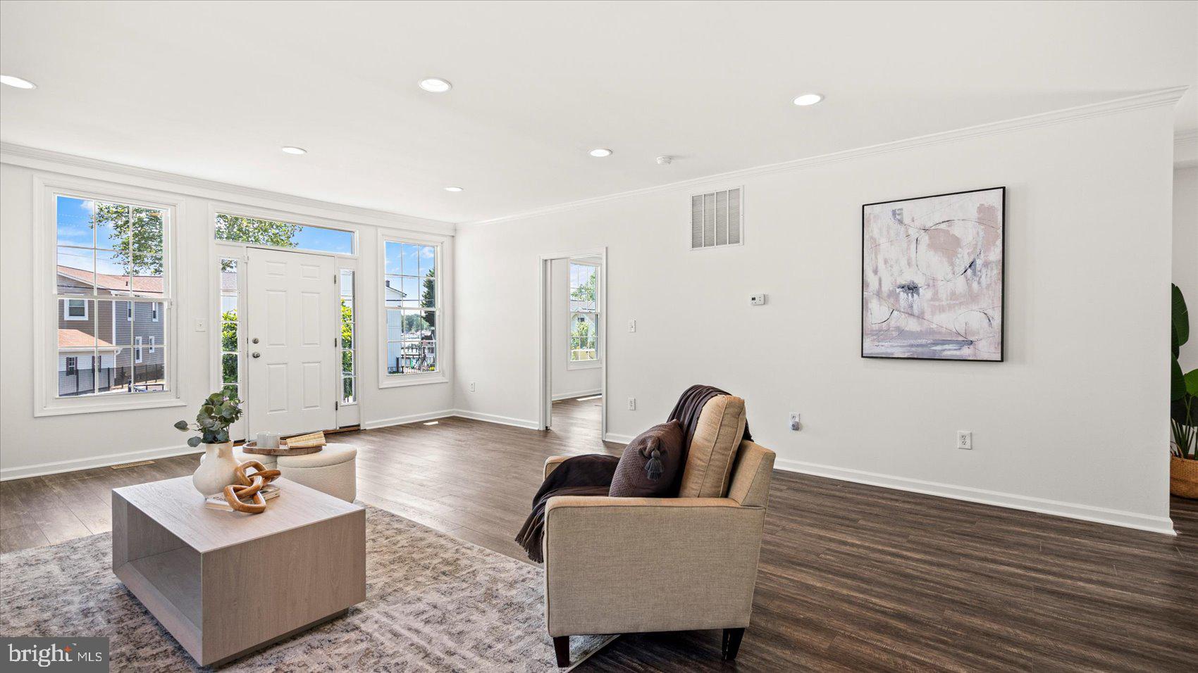 ROCKAWAY BEACH - Residential