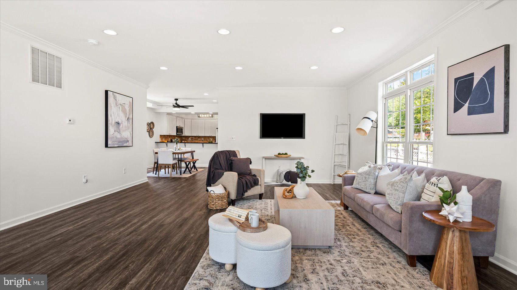 ROCKAWAY BEACH - Residential
