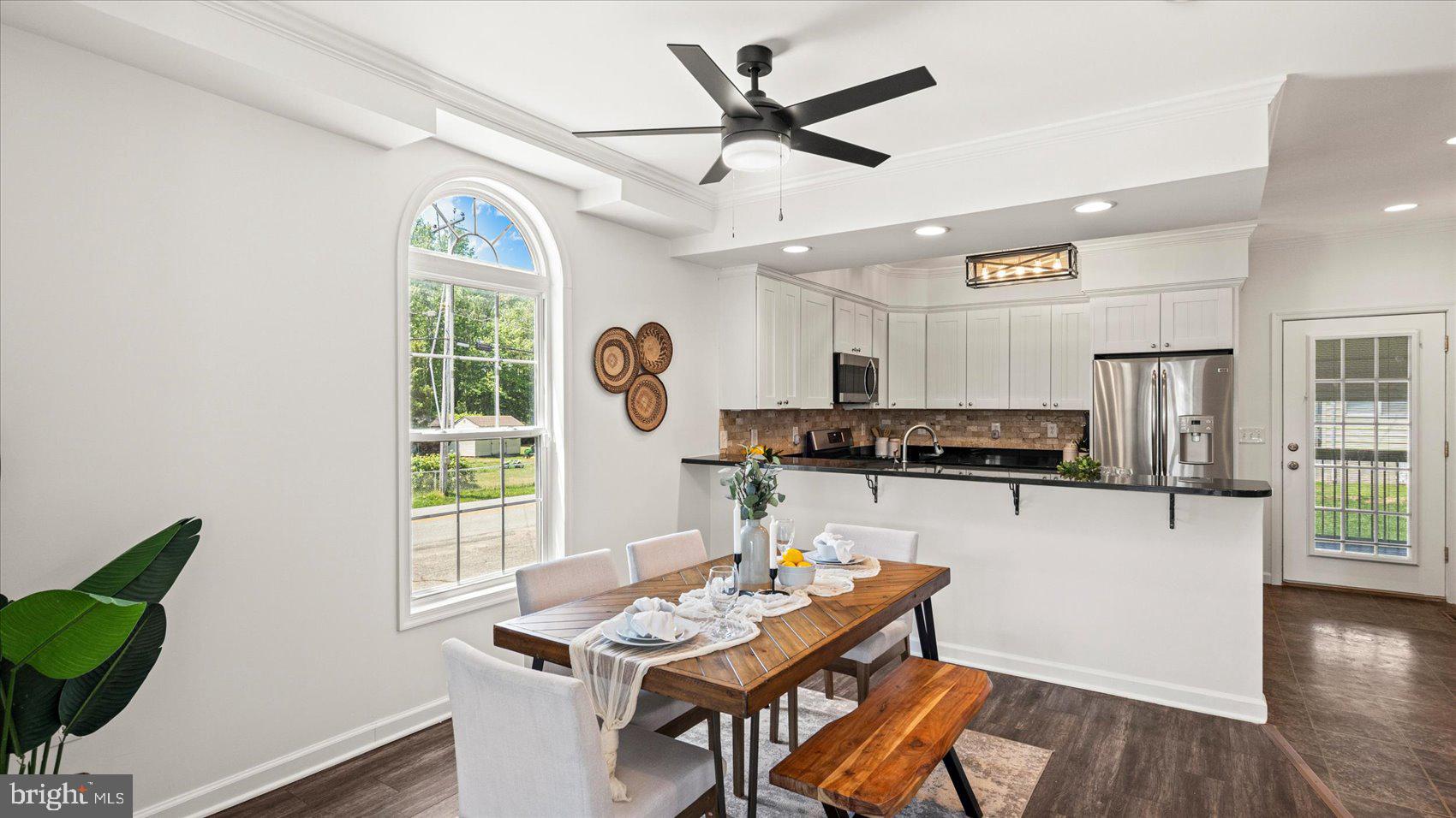 ROCKAWAY BEACH - Residential