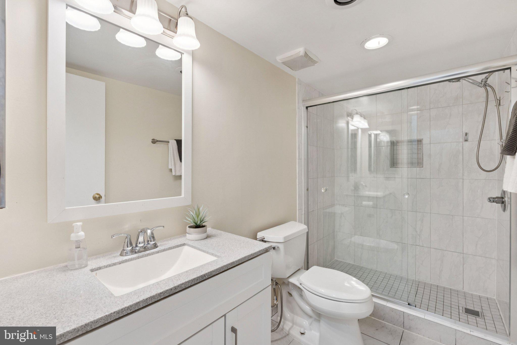 LOGAN CIRCLE - Residential