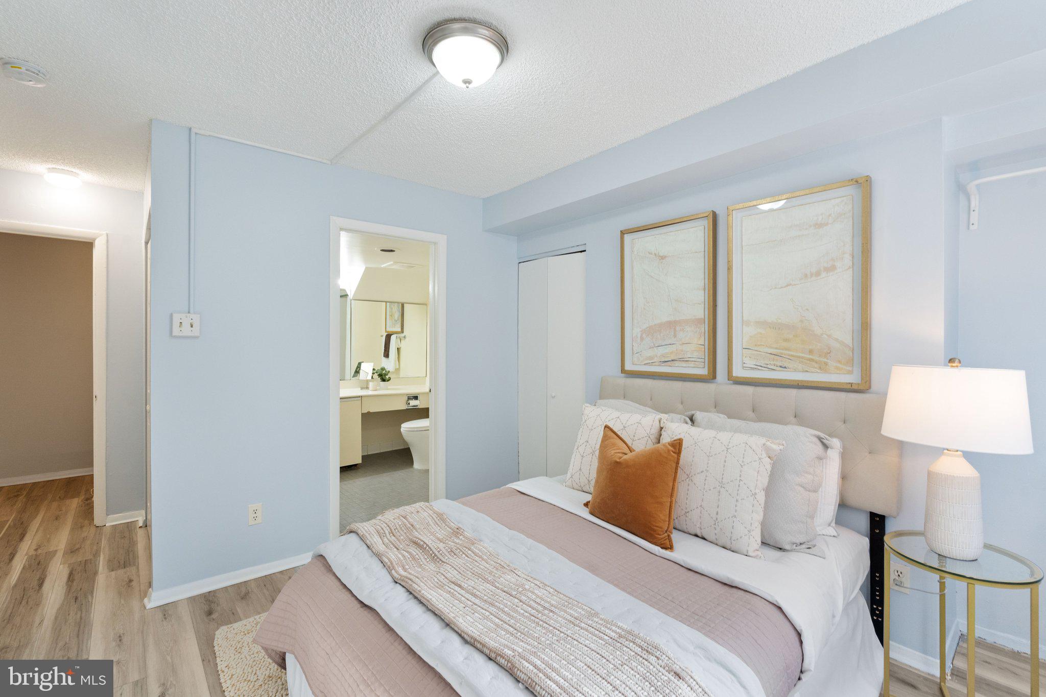 LOGAN CIRCLE - Residential